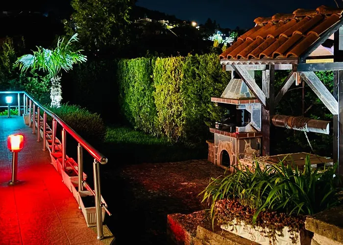 Πανσιόν Villa Holiday